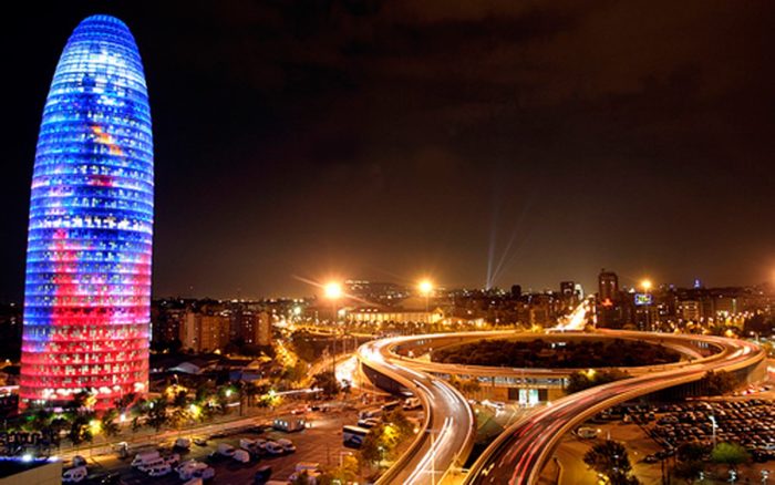 Contribución al debate sobre la situación en Cataluña. Del Uno en lo&nbsp;Múltiple