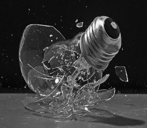 LA FRAGILIDAD DE LA&nbsp;DEMOCRACIA